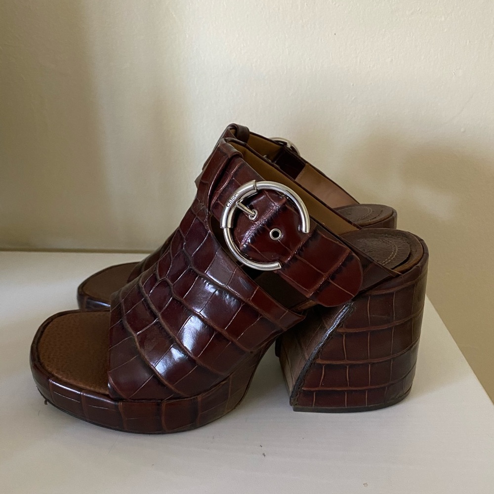 Chloé Brown crocodile sandals/heels